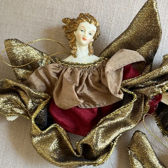 3 Angel Ornaments - Picture 2 of 5